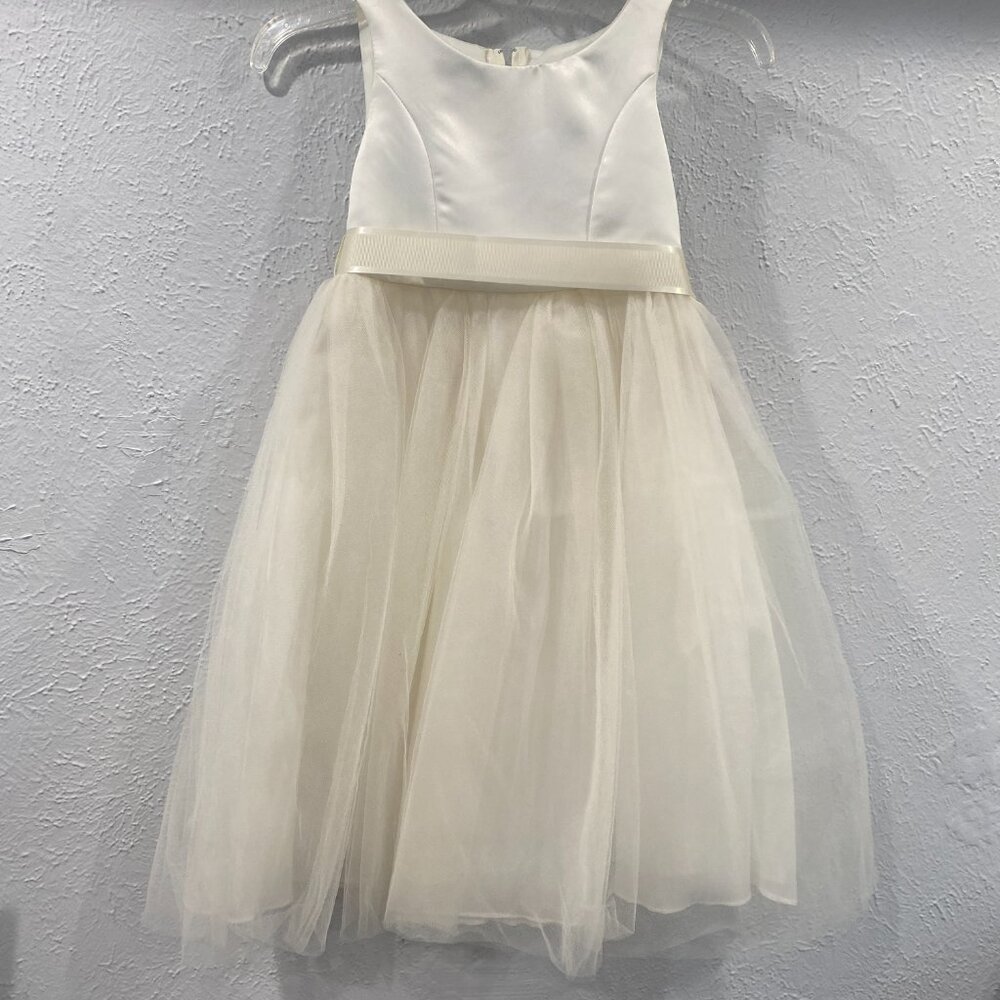 Cinderella Couture, NWT, girl's size 6, ivory,  flower girl dress with belt.